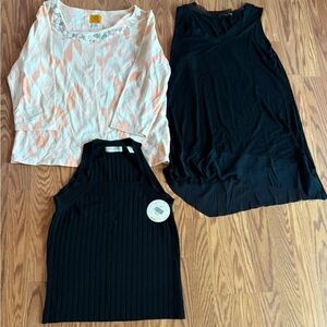 Women’s Lot Of Three Assorted Medium Tops And Assorted Brands